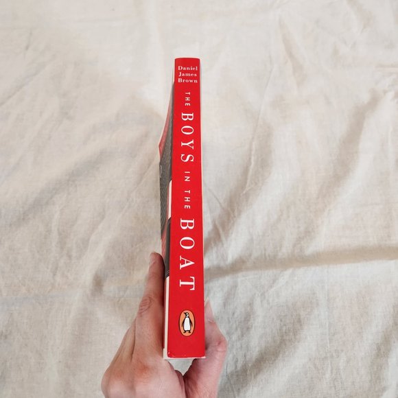 The Boys in the Boat Book - Picture 6 of 7